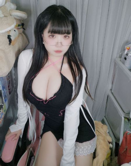 久久久久国产精品成人片_国产剧在线播放