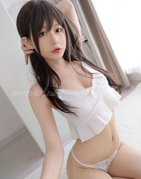 欧美清高v_高清电影完整版