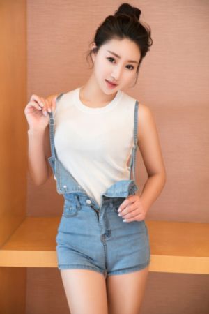 亚洲久久无码中文字幕_HD免费观看视频