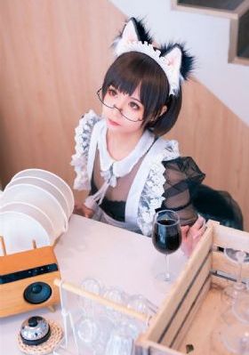 精品三级国产精品_720全集免费播放